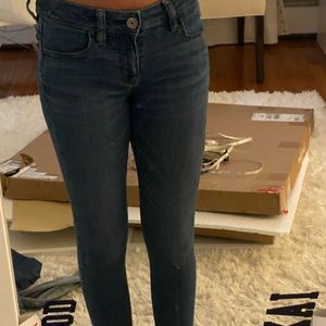 BASIC AMERICAN EAGLE JEGGING/SKINNY JEANS